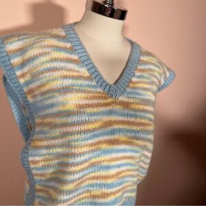 Vintage 1970 80 retro hand knitted pastel oversized art deco sweater vest